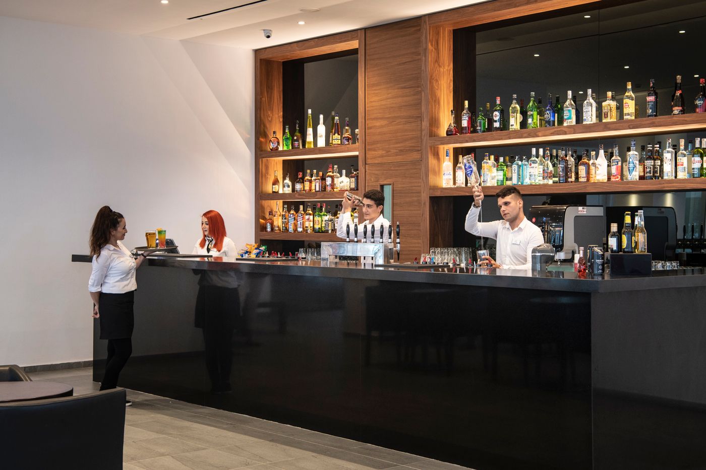 Akti-Beach-Hotel---Village-Resort-Bar-25