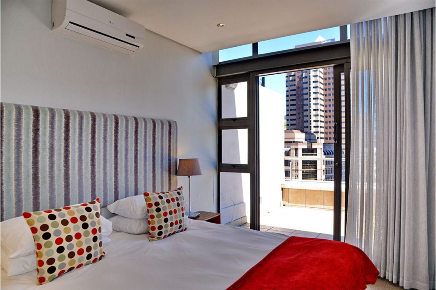 Fountains-Hotel-Cape-Town-General-view-35