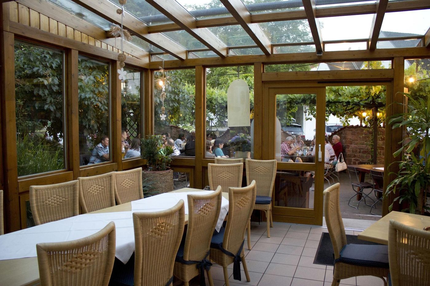 Landhotel Gasthof Zur Krone - Germany - LEIDERSBACH - Restaurant - 0