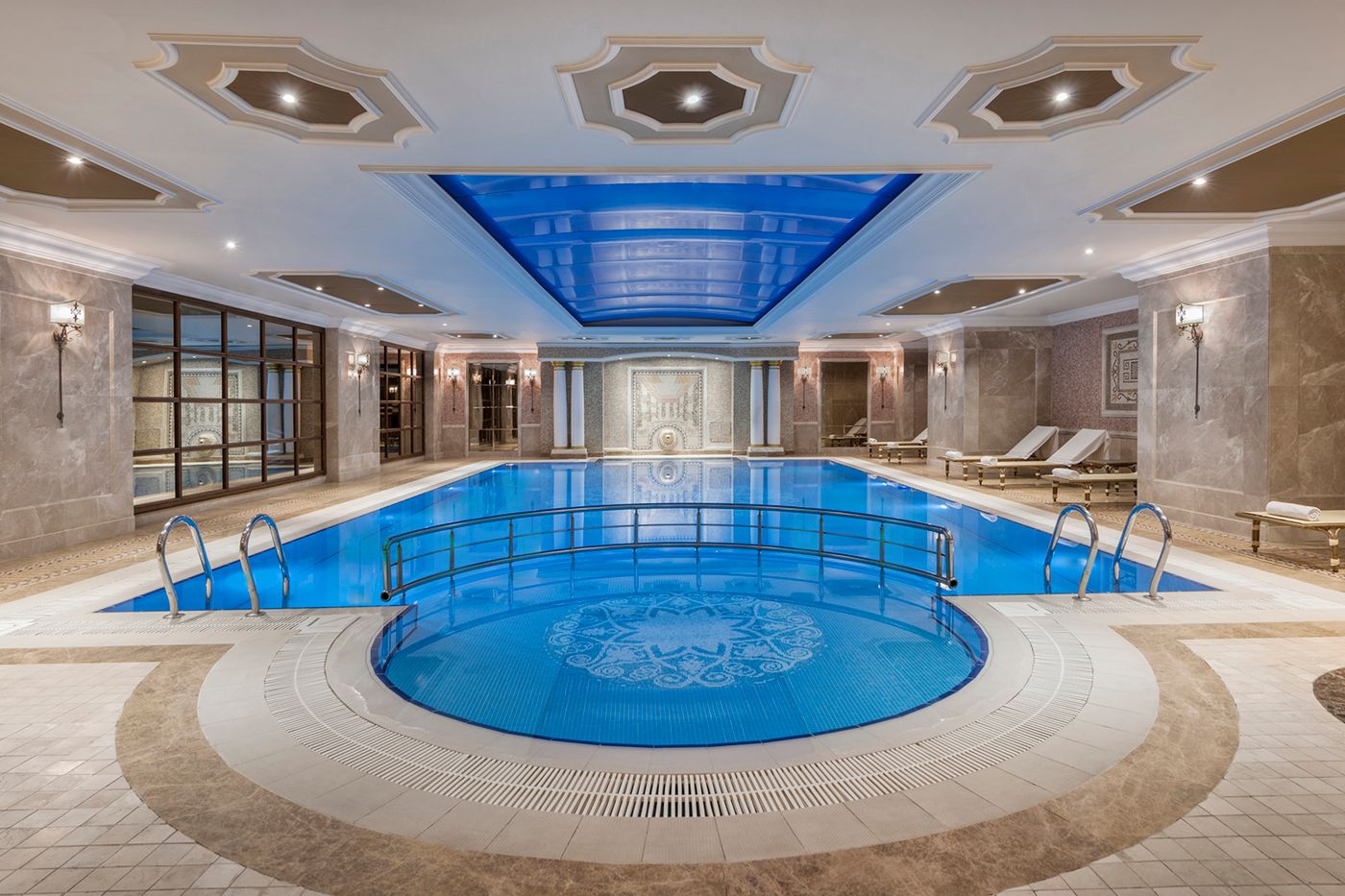 Elite-World-Istanbul-Pool-16