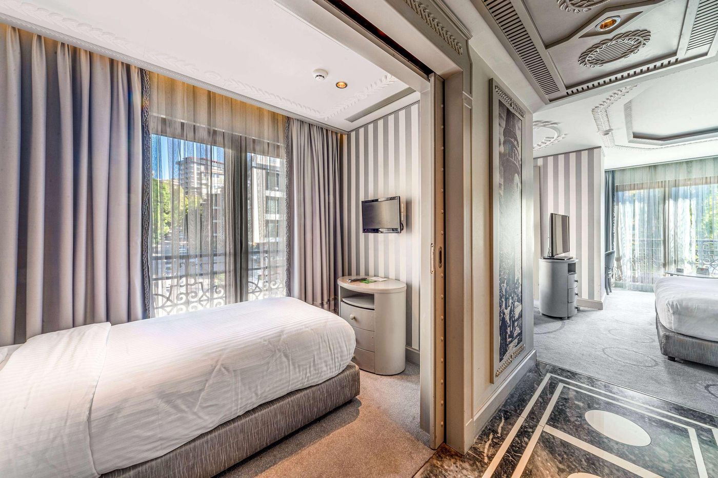 Wyndham-Grand-Istanbul-Kalamis-Marina-Hotel-Room-9