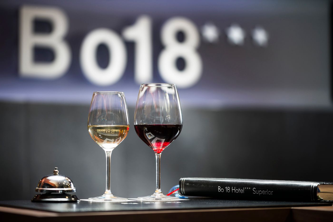 Bo18-Superior-Hotel-Lobby-58