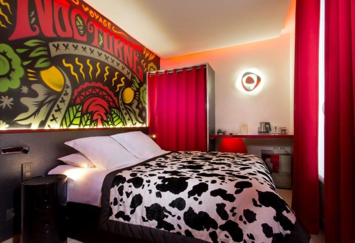 Hotel-WYLD-Saint-Germain-Room-5