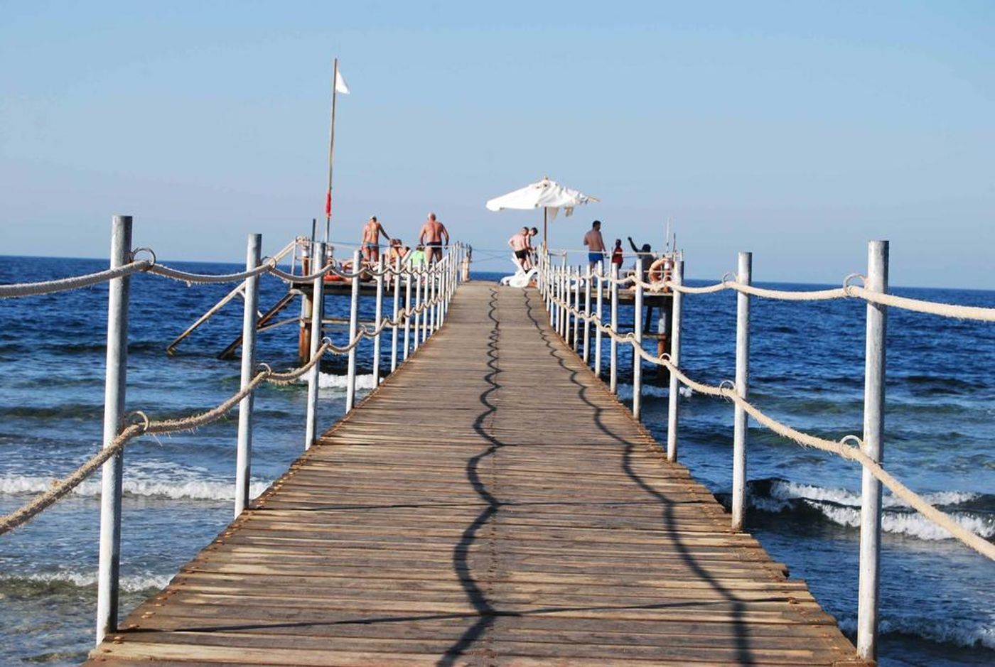 Elphistone-Resort-Beach-67