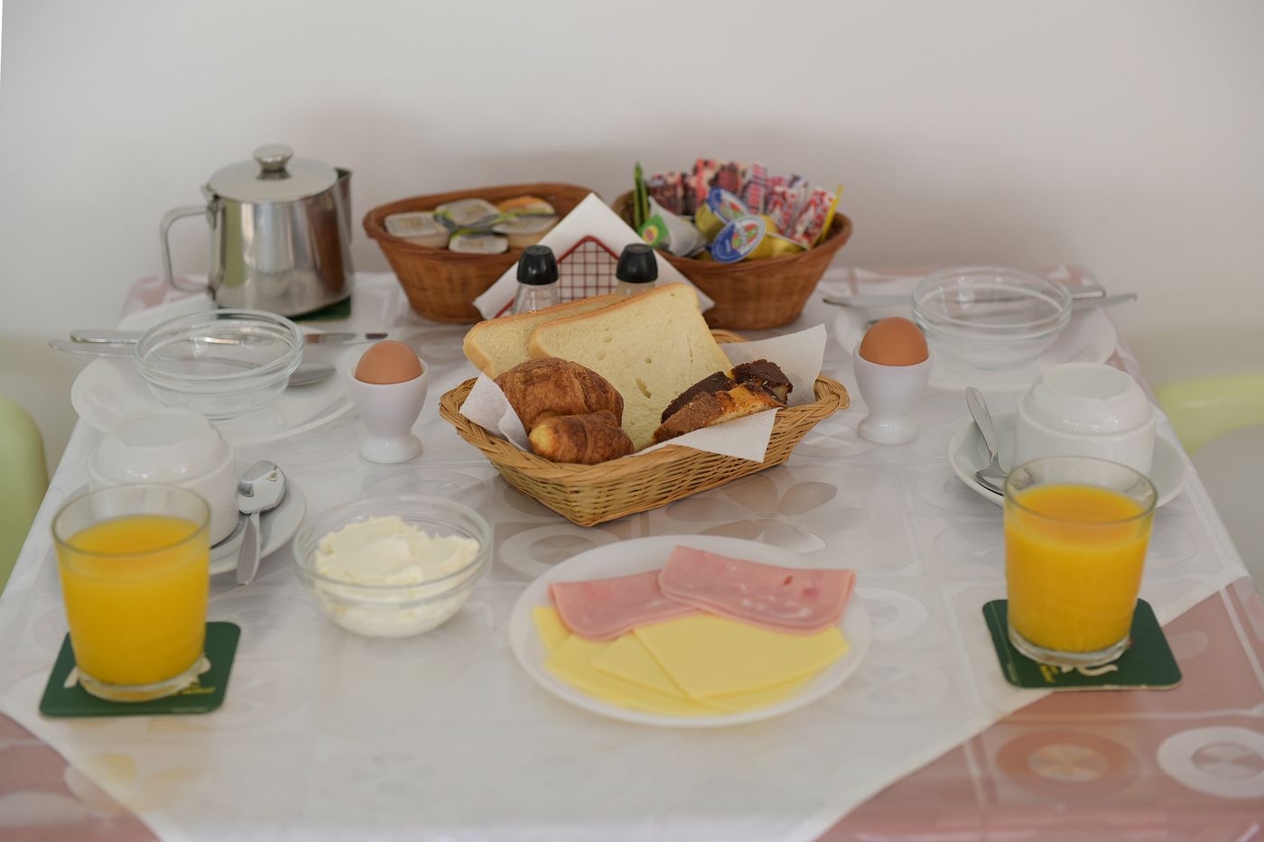 Trianta-Hotel-Apartments-Restaurant-22