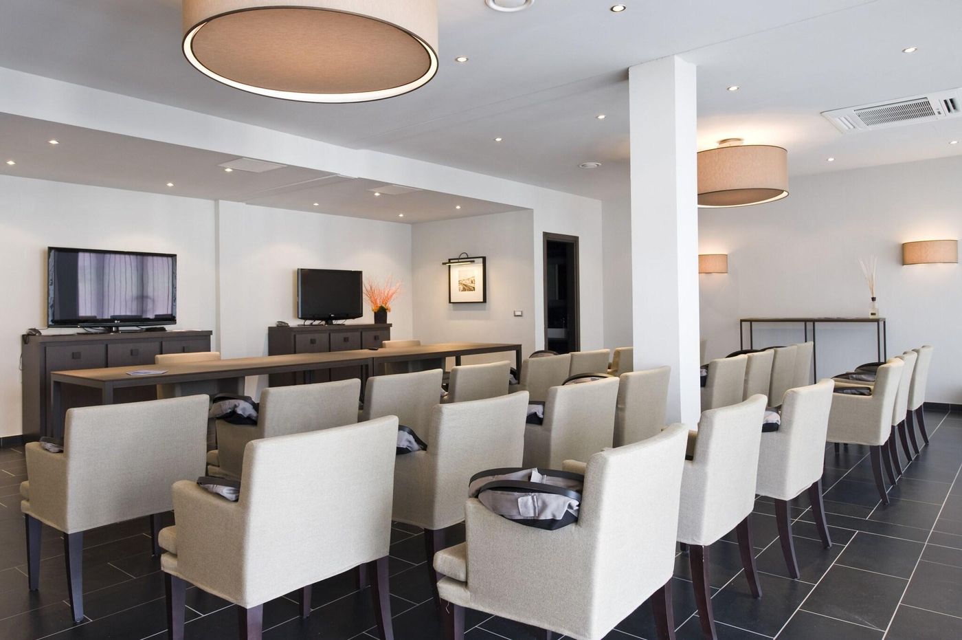 Marina Place - Italy - GENOVA - Lobby - 9