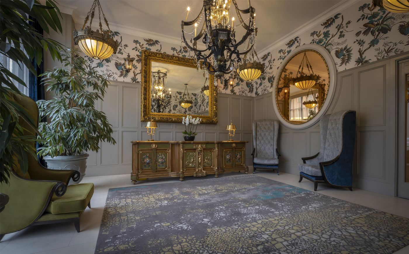 Trinity-City-Hotel-Lobby-3