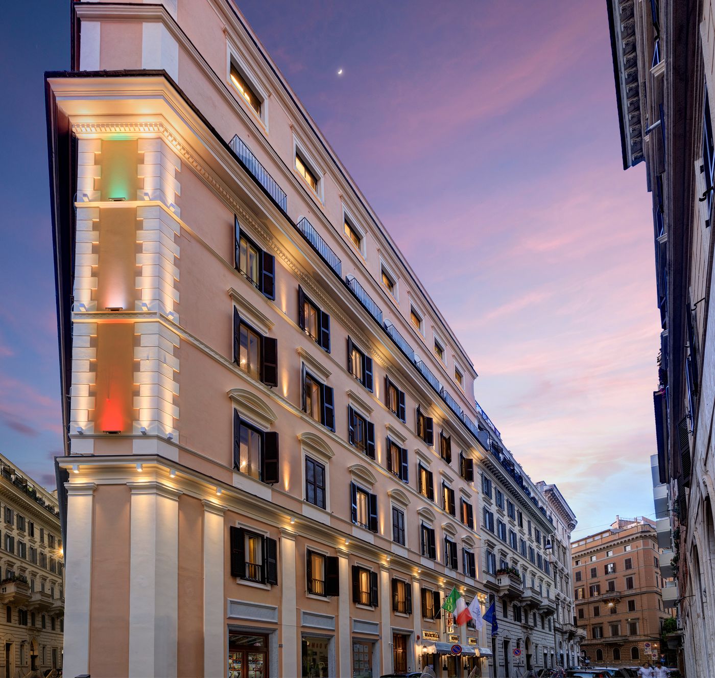 Marcella-Royal-Rooftop-Garden-General-view-1