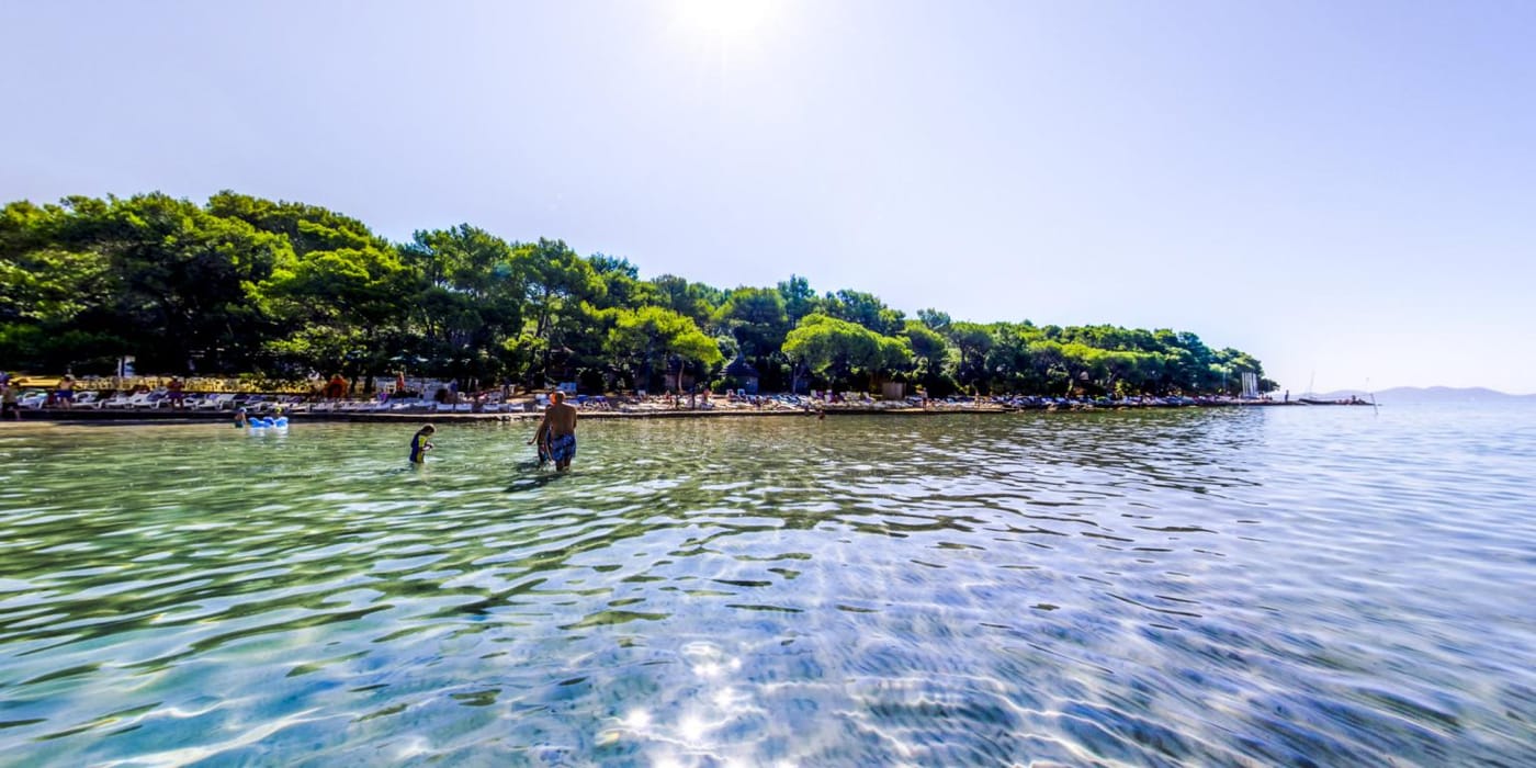 Pine Beach Pakostane