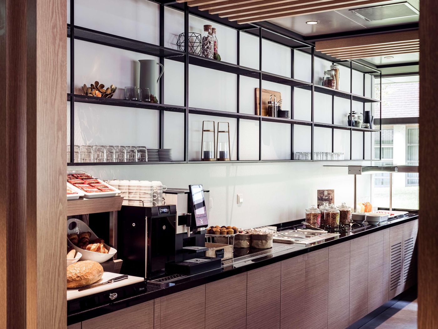 Executive-Residency-by-Best-Western-Amsterdam-Airport-Restaurant-52