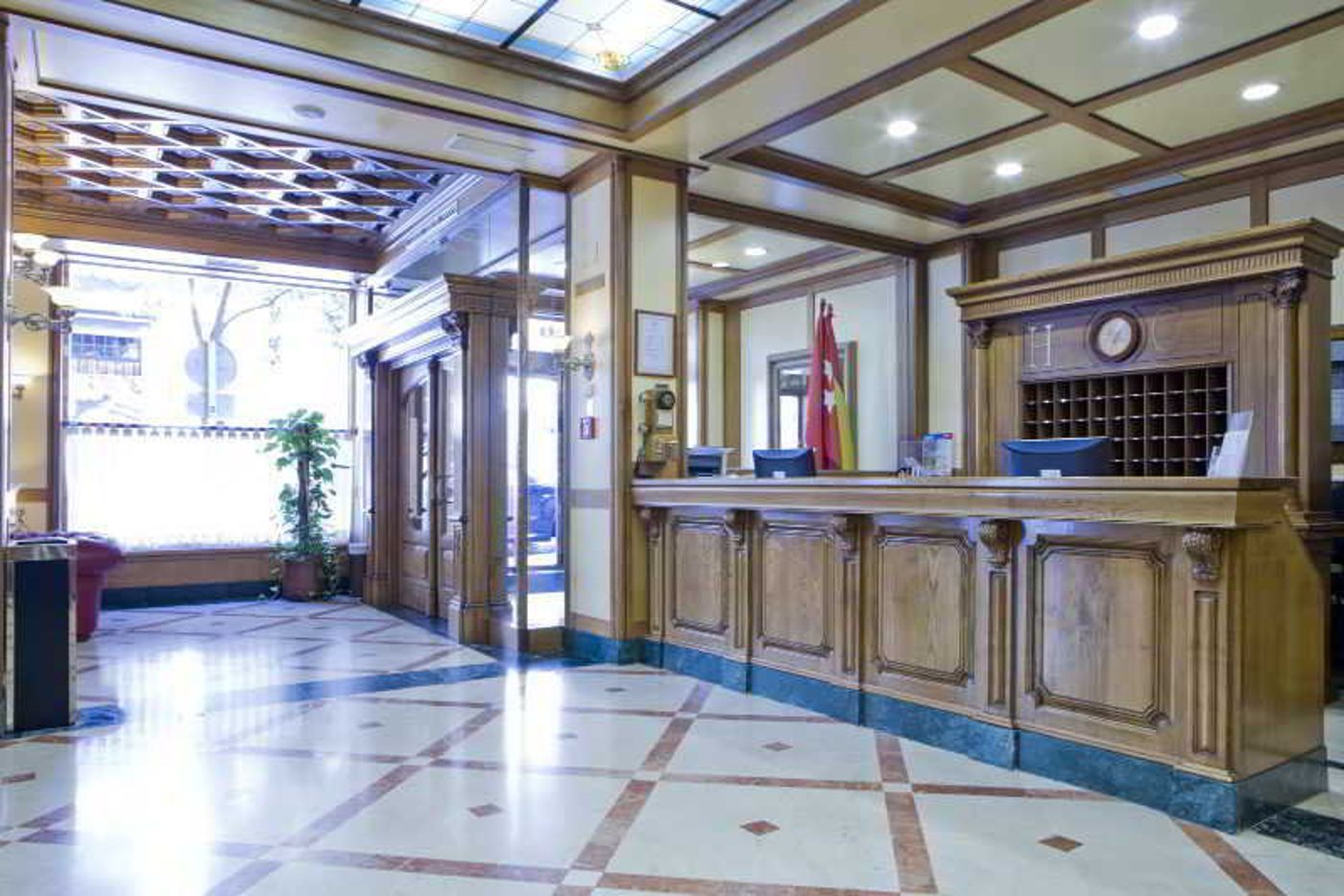 II-Castillas-Madrid-Lobby-4