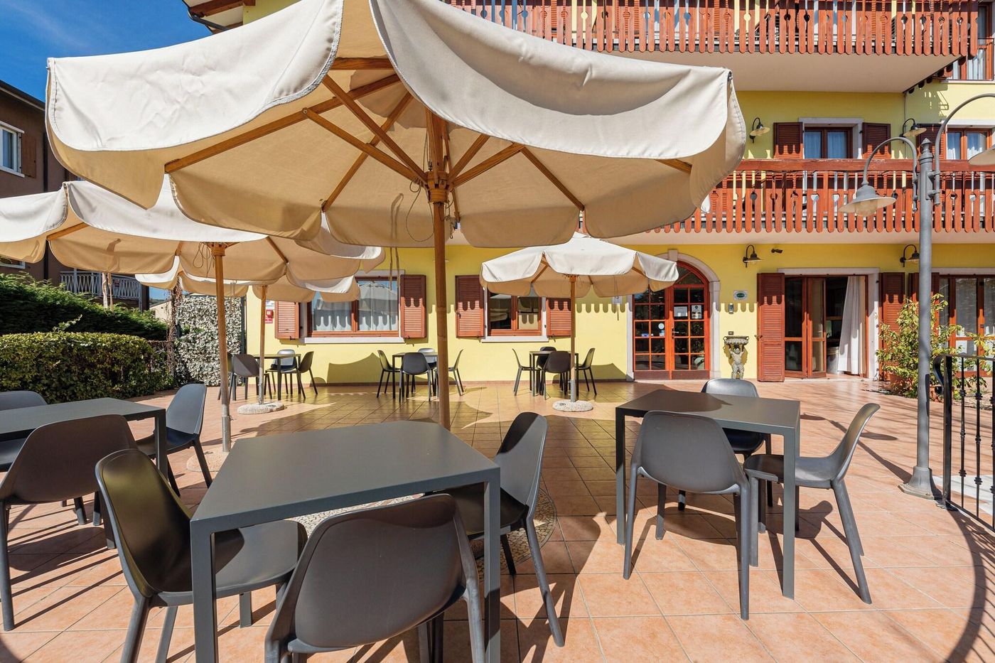 Hotel Romantic-Italy-CAVAION VERONESE-General view-10