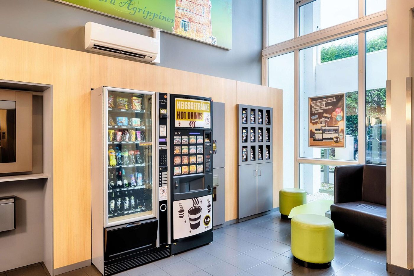 B-b-Hotel-Koln-frechen-Lobby-23