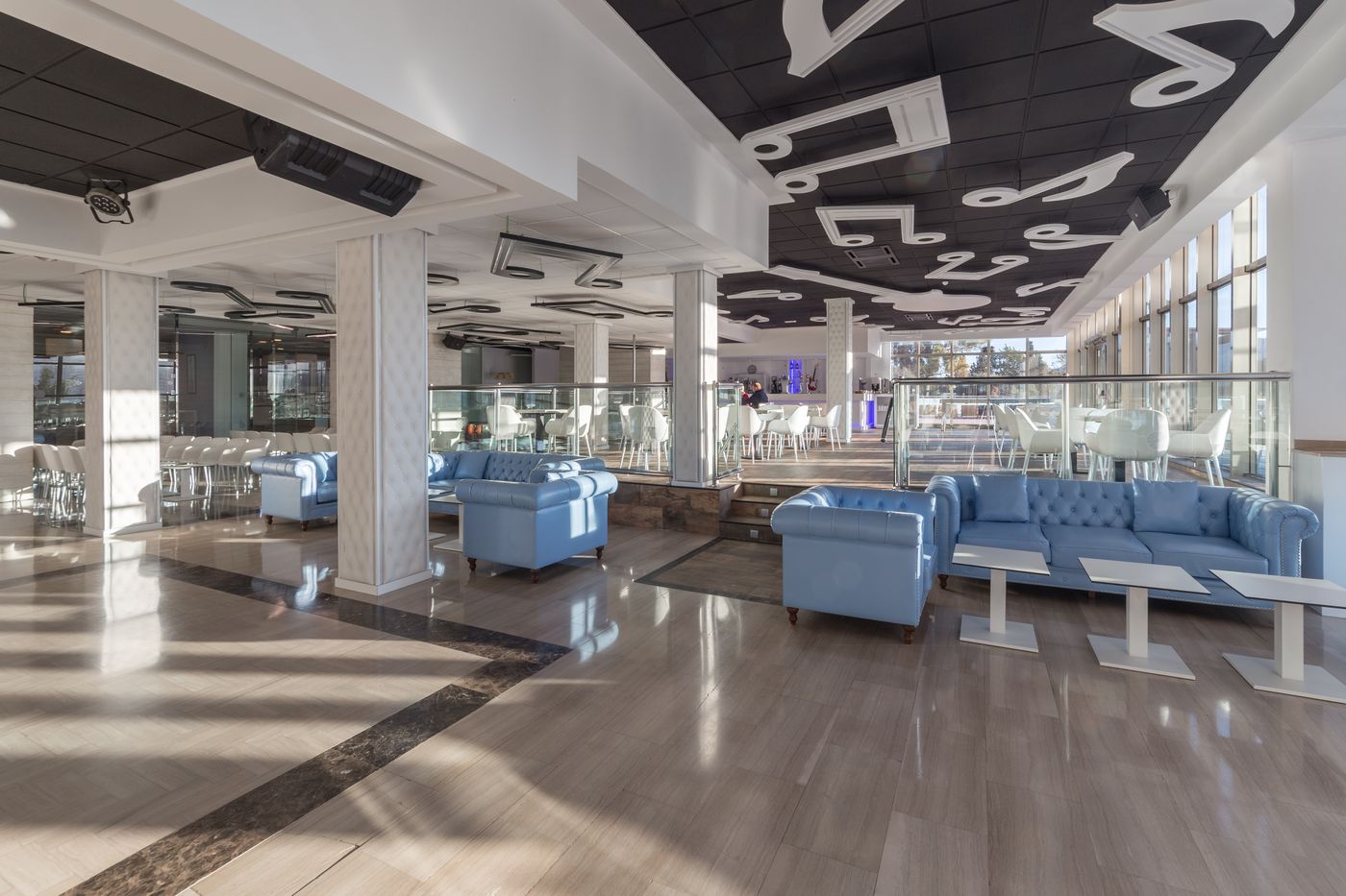 Sandos-Benidorm-Suites-Bar-34