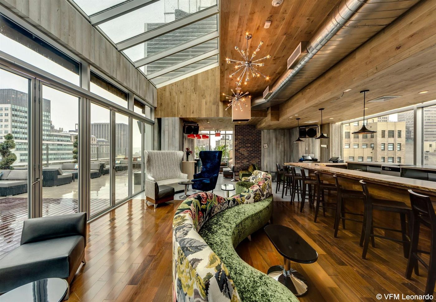 The-Herald-by-LuxUrban-Bar-1