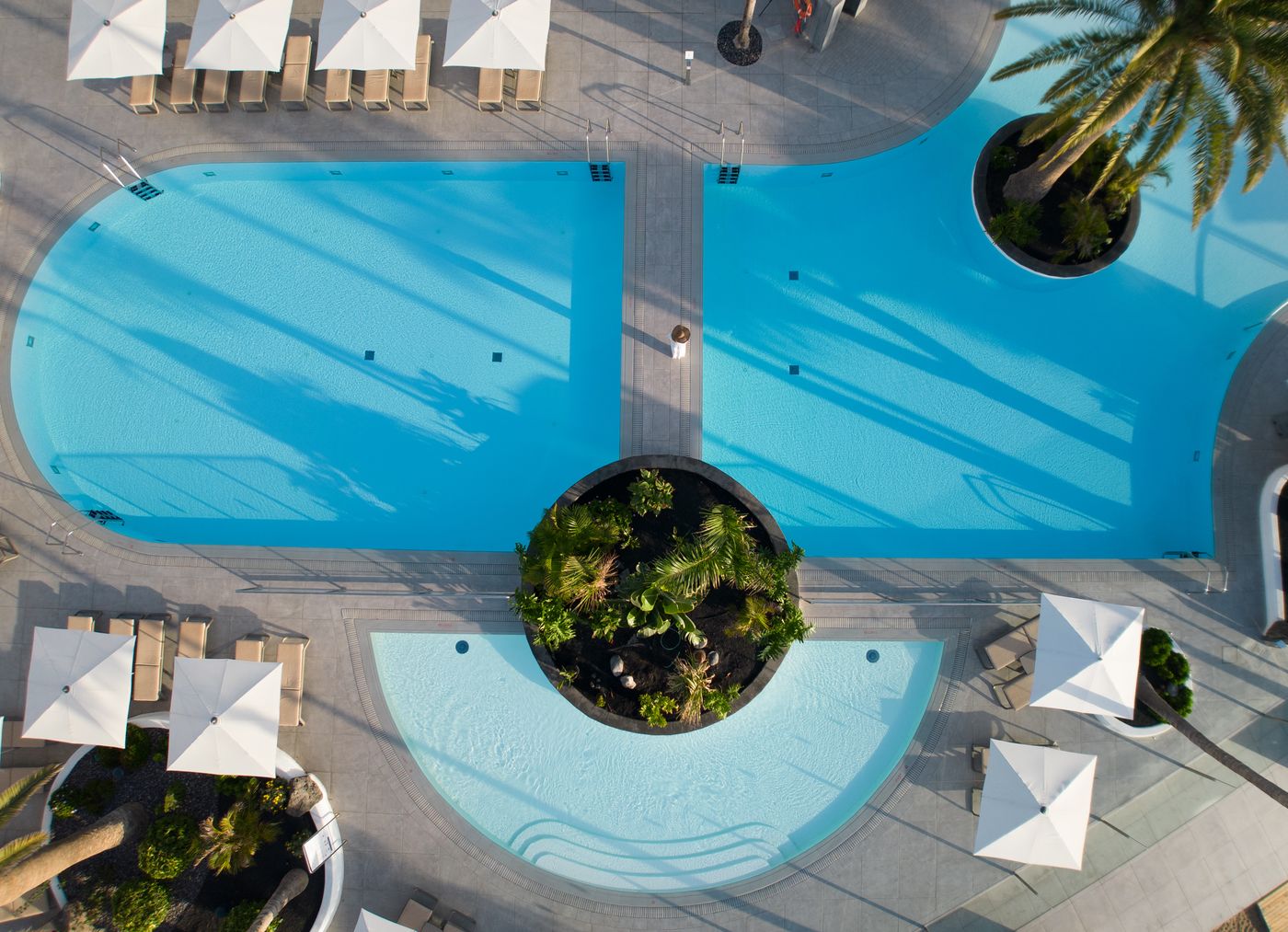 Plus-Fariones-Suite-Hotel--General-view-6