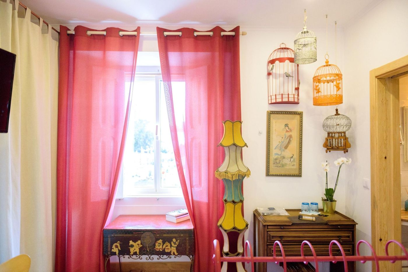 Ninho-Saloio-Room-40