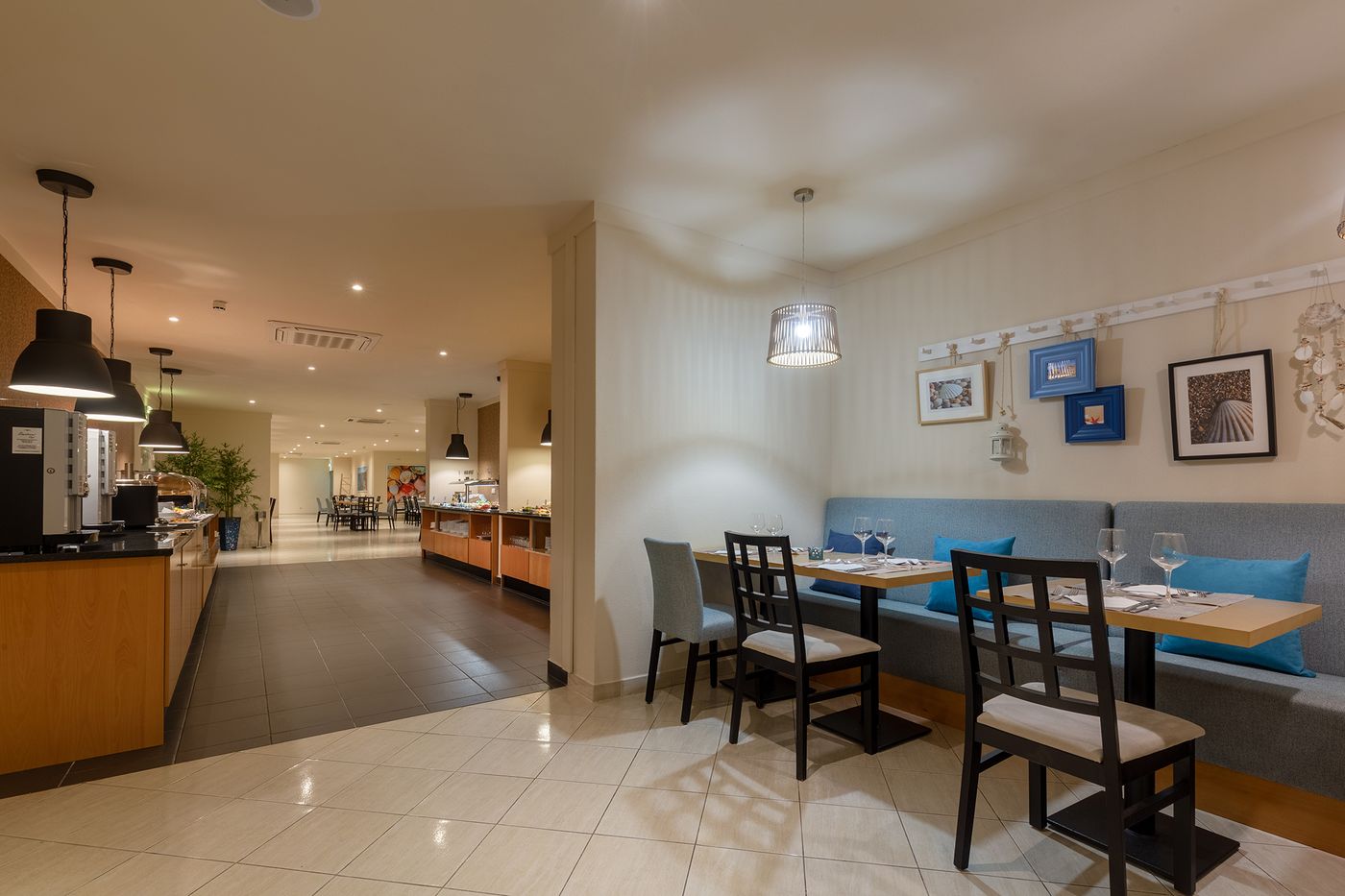 Solaqua-Apartments-Bar-38