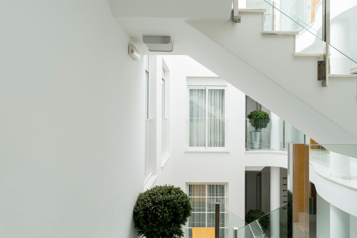 Suites-del-Pintor-Lobby-6