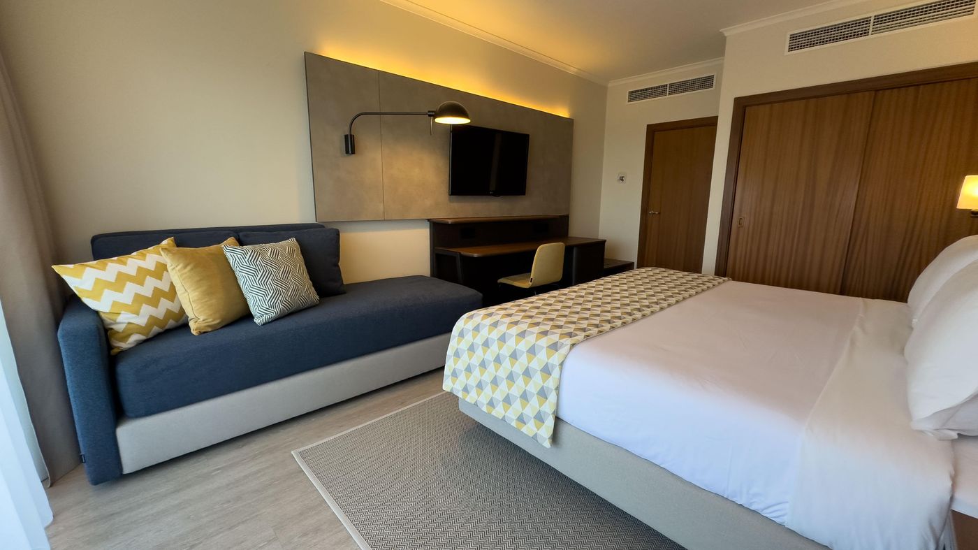 Holiday-Inn-Algarve--ex-Real-Bellavista--Room-14