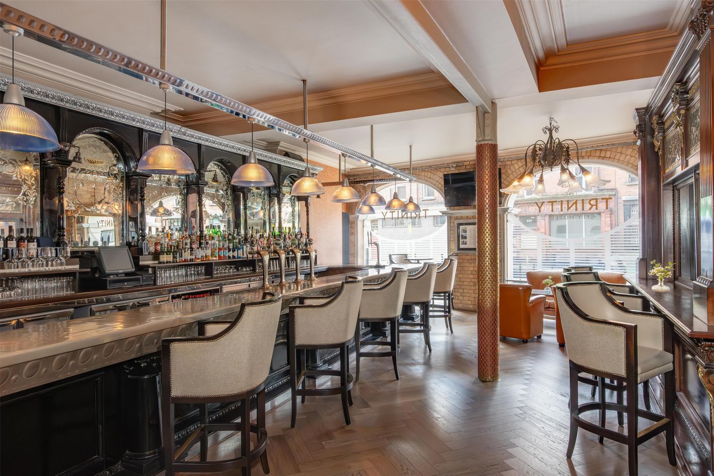 Trinity-City-Hotel-Bar-13