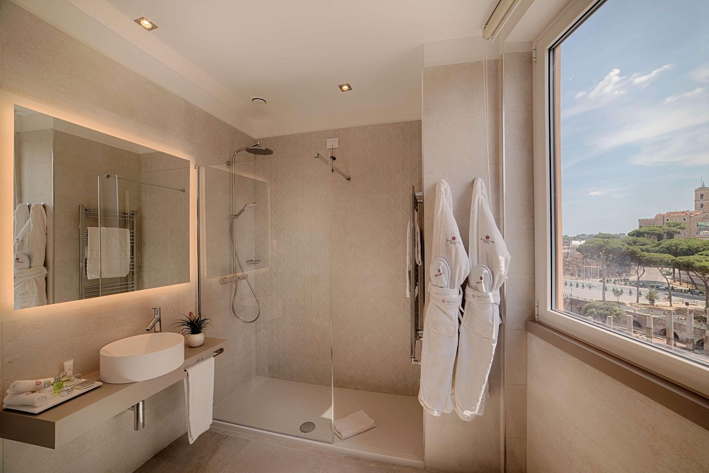 NH-Collection-Roma-Fori-Imperiali-Room-37