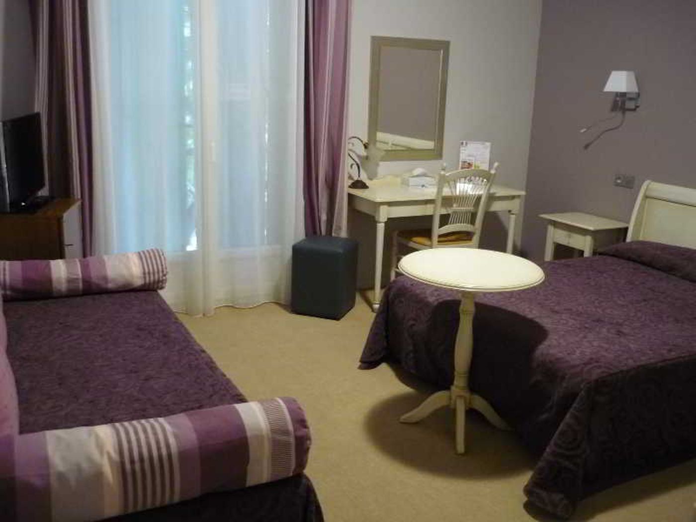 INTER-HOTEL MPL Ouest Hôtellerie de Balajan - France - VIC LA GARDIOLE - Room - 6