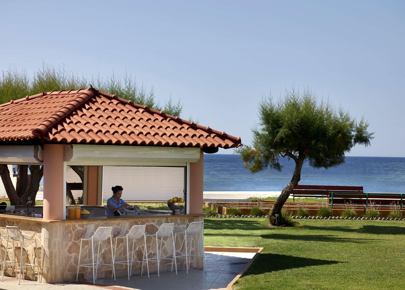 Lindos-Princess-Beach-Resort---Spa-Bar-81