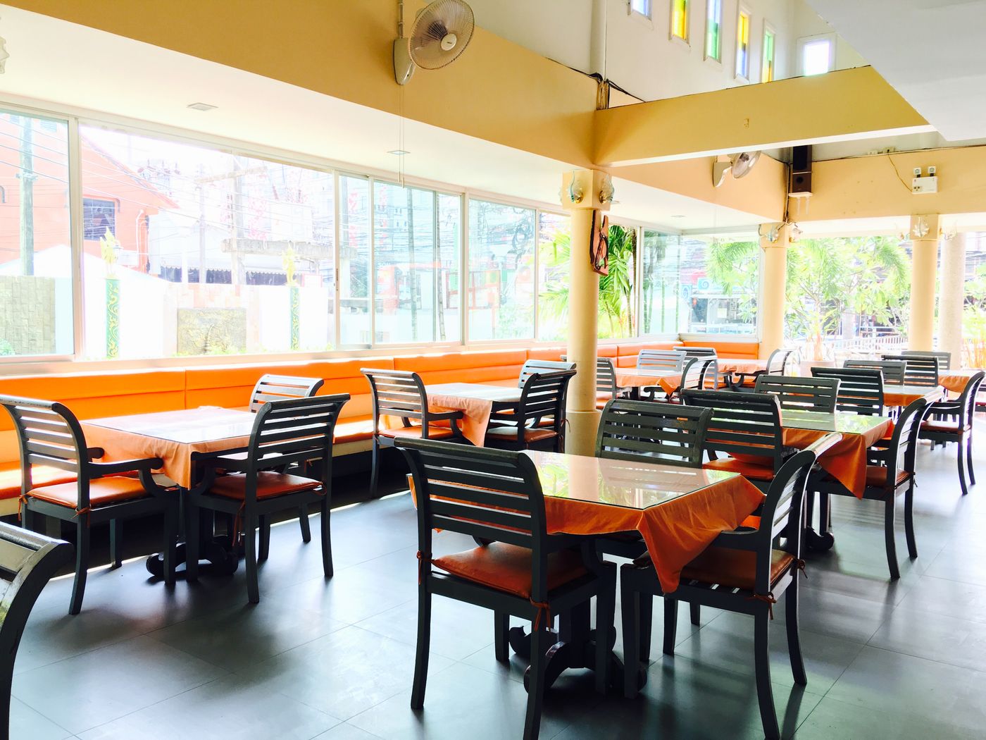 Andatel-Grand-----Patong-Phuket-Bar-30