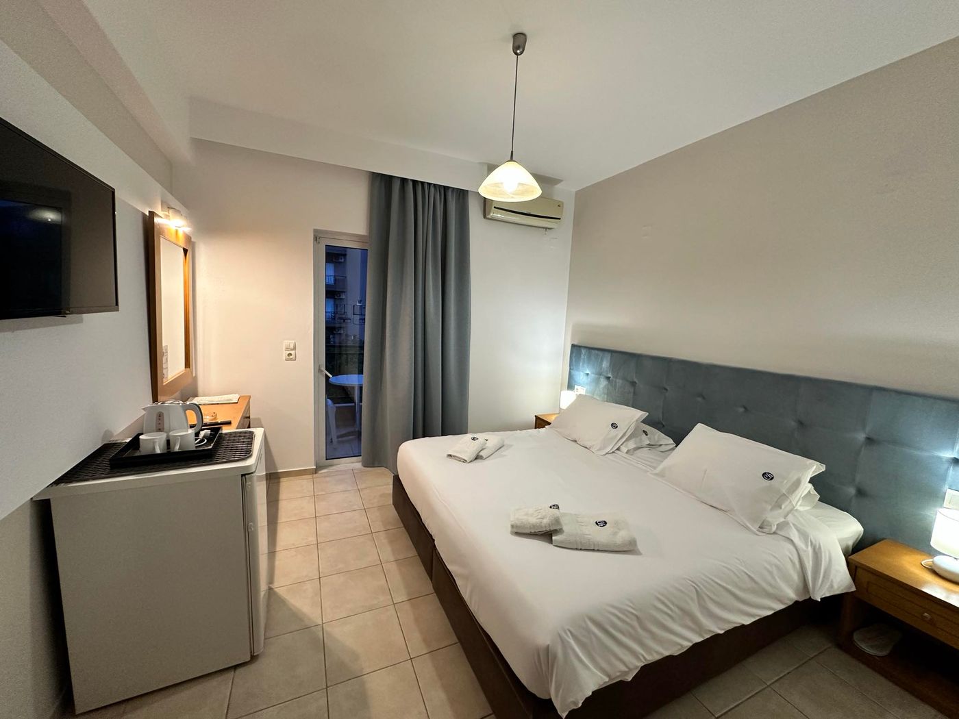 Castro-Hotel-Room-23