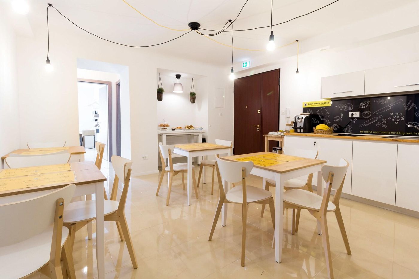 B&B Downtown Zagreb-Croatia-Zagreb-Lobby-8