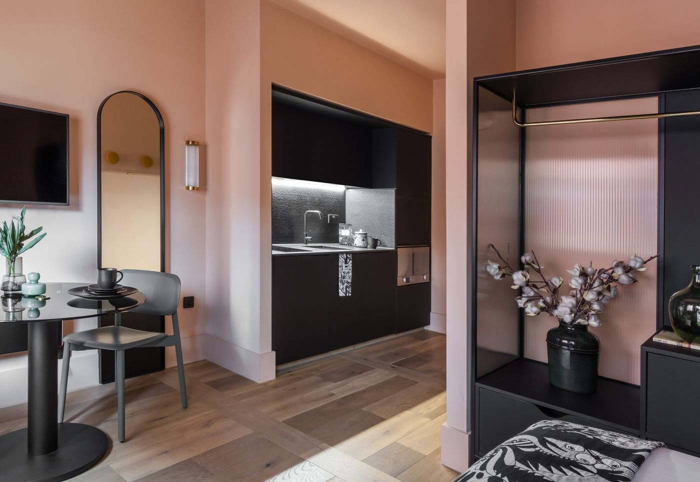 Whitworth Locke, Civic Quarter-United Kingdom-Manchester-Room-6