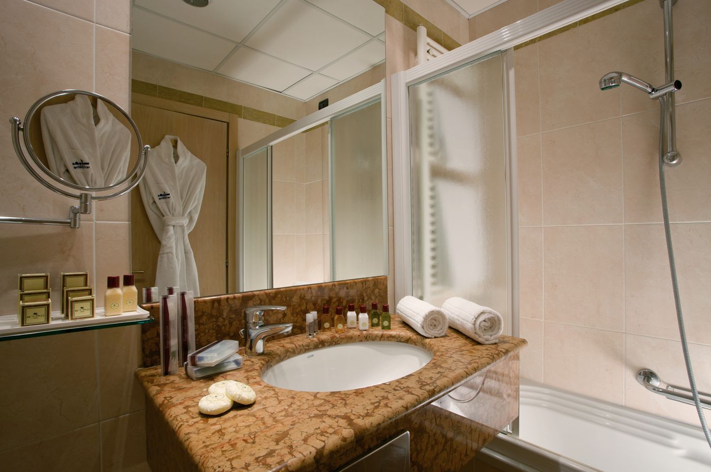 Best-Western-Hotel-Tritone-Room-40