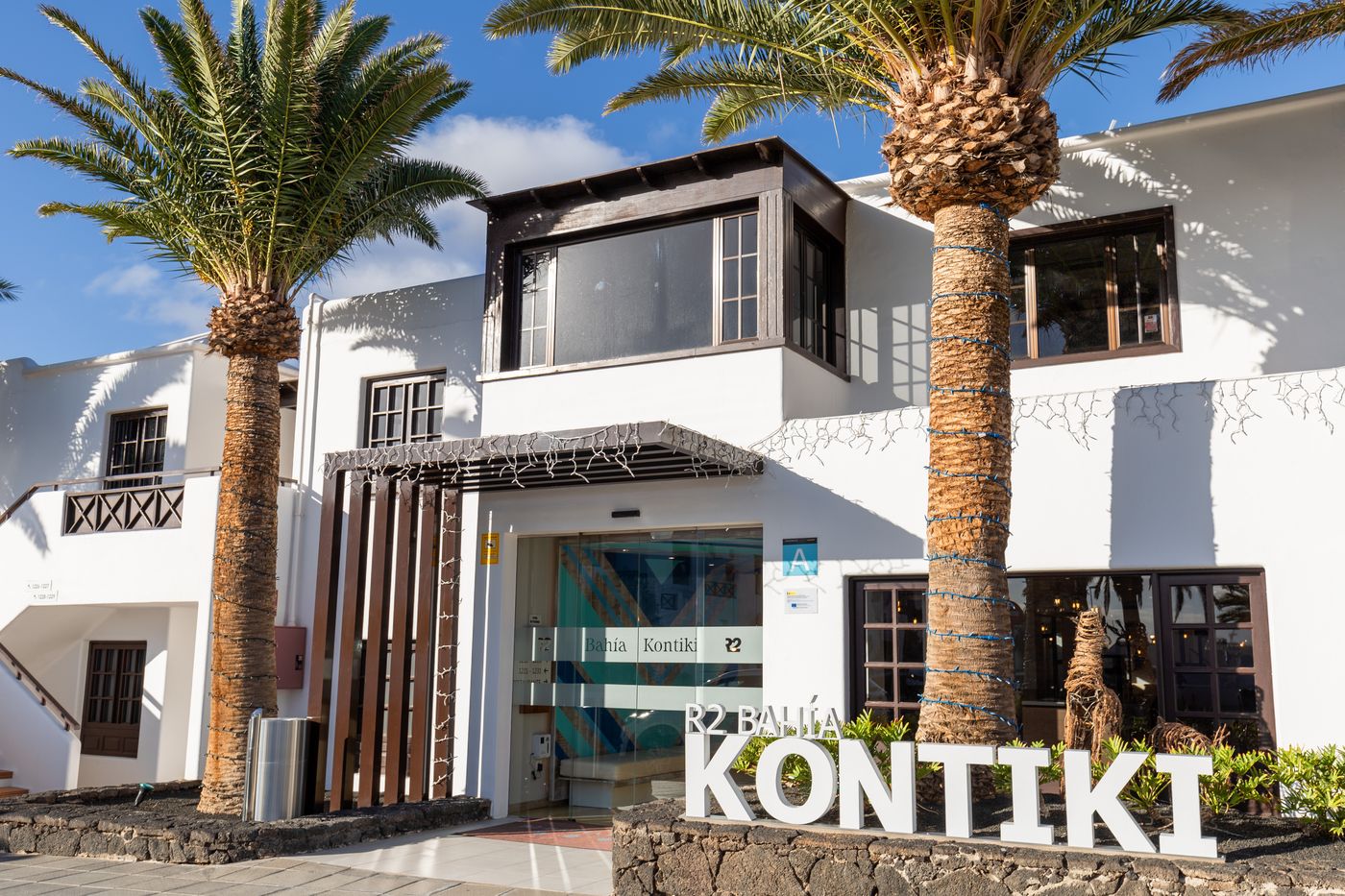 Bahia Kontiki Beach Aparthotel