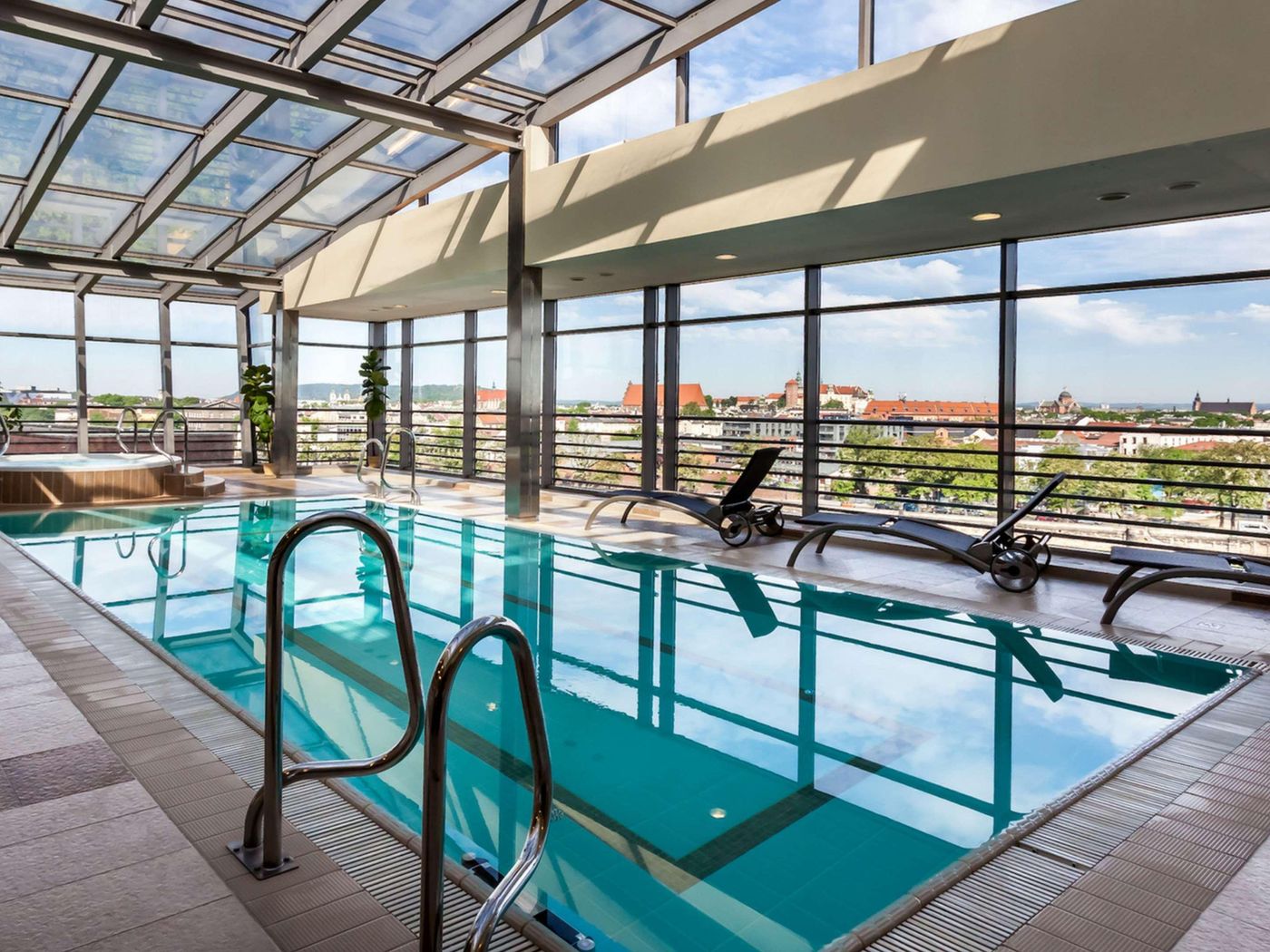 Qubus-Hotel-Krakow-Pool-52