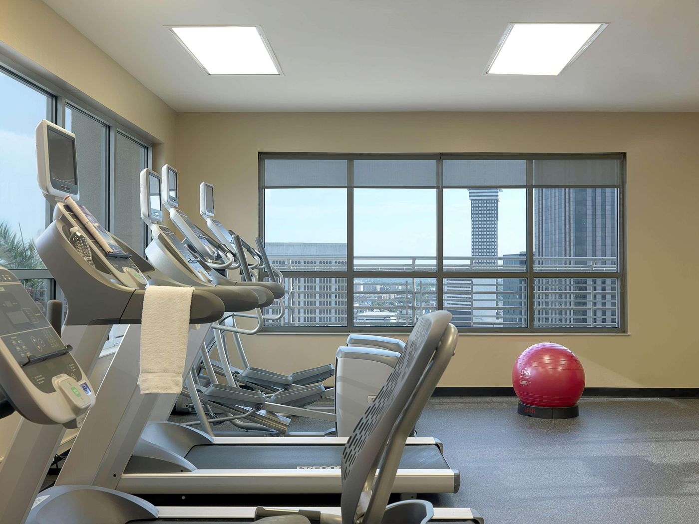 Hilton Garden Inn French Quarter CBD - United States - NEW ORLEANS - Sports and Entertainment - 0