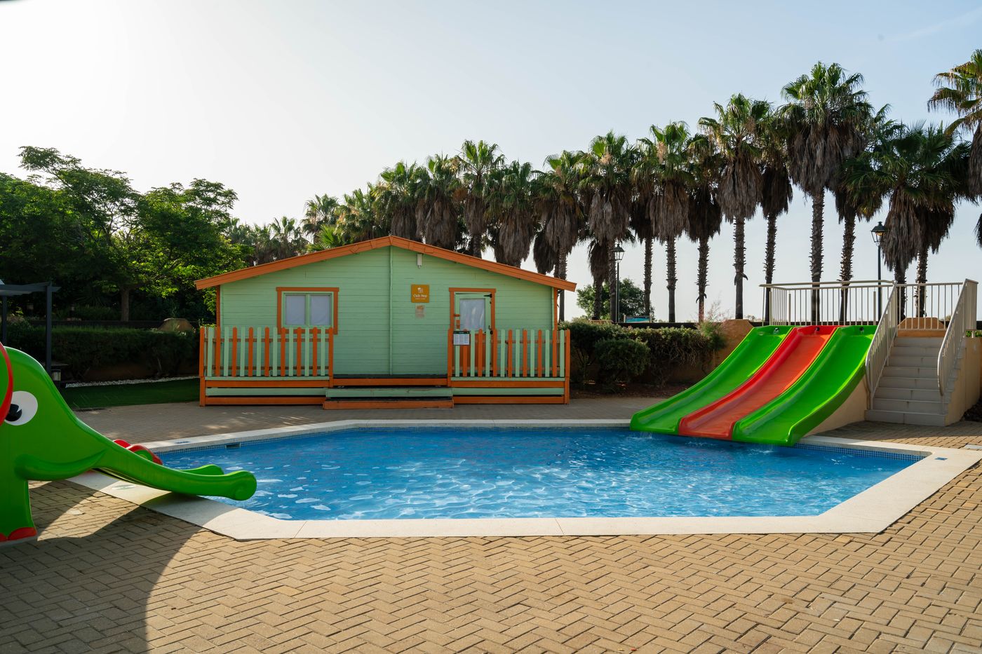 Iberostar-Isla-Canela-Pool-12