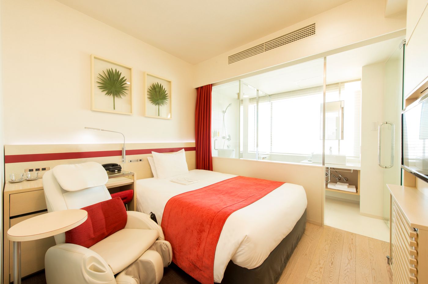 remm AKIHABARA-Japan-TOKYO-Room-1