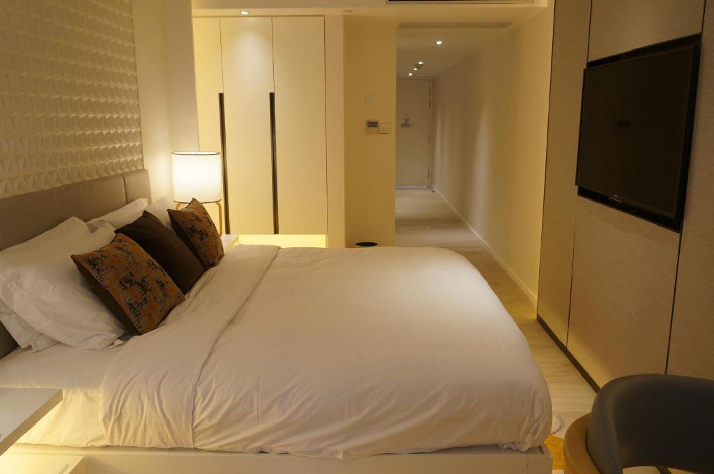 The-Pier-Hotel-Room-26