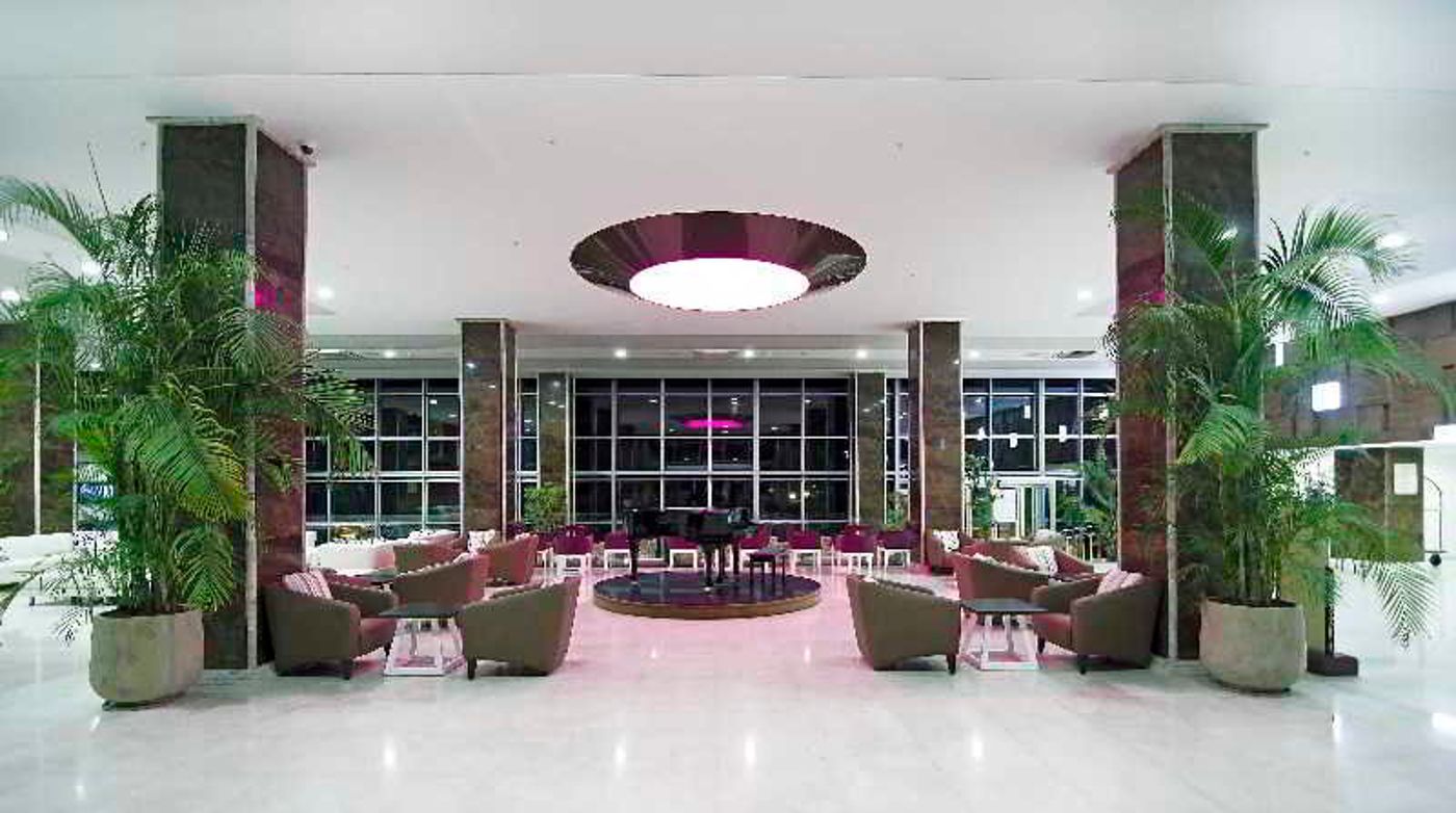 Palm-Wings-Kusadasi-Beach-Resort-Lobby-24