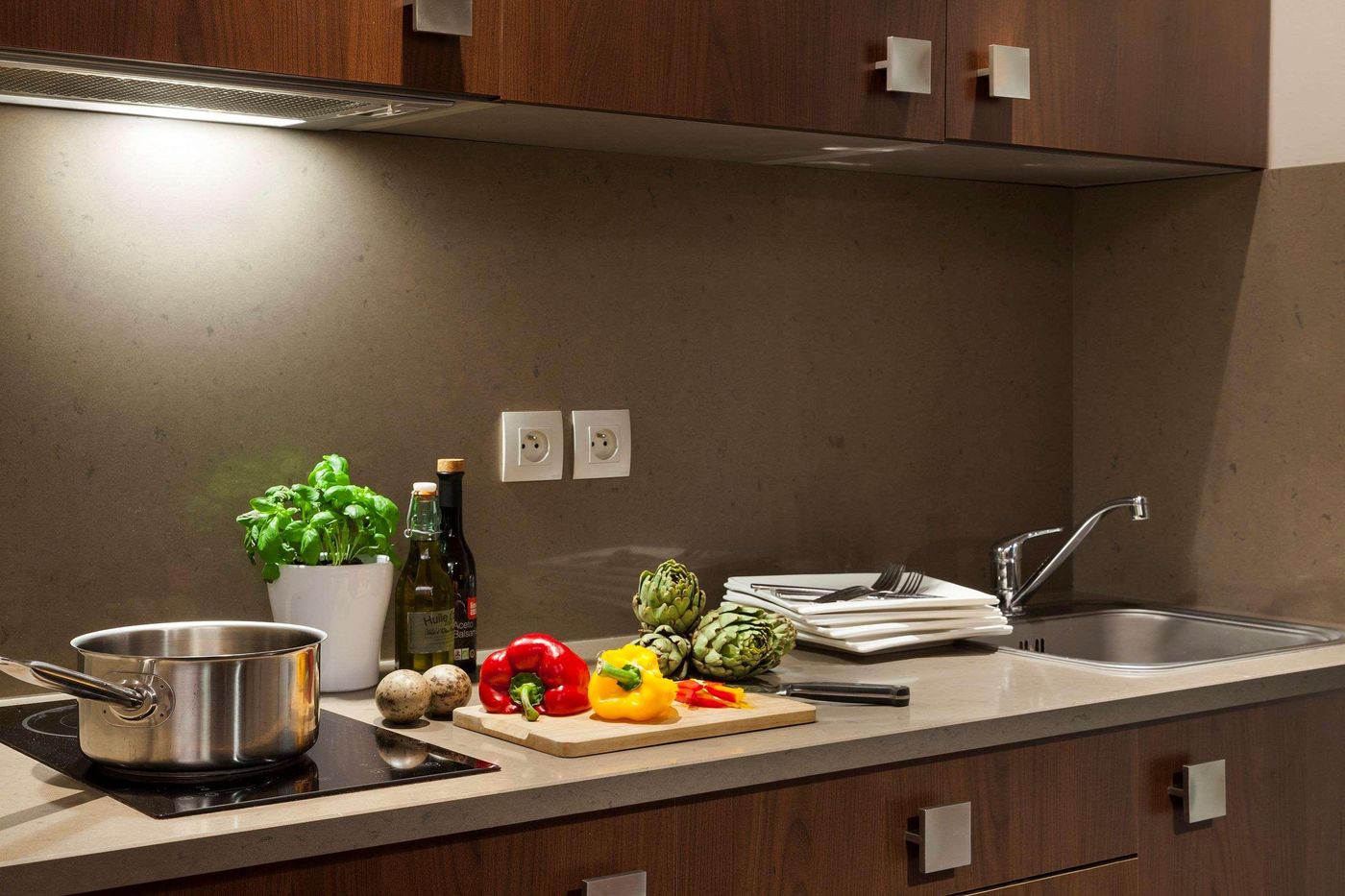 Neho-Suites-Cannes-Croisette-Room-42