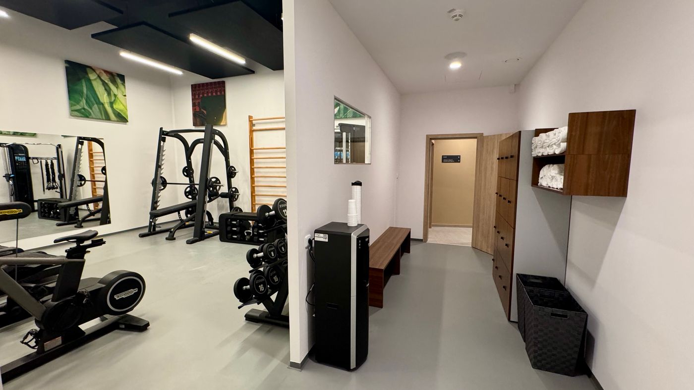 Holiday-Inn-Prague-Congress-Centre-Sports-and-Entertainment-52