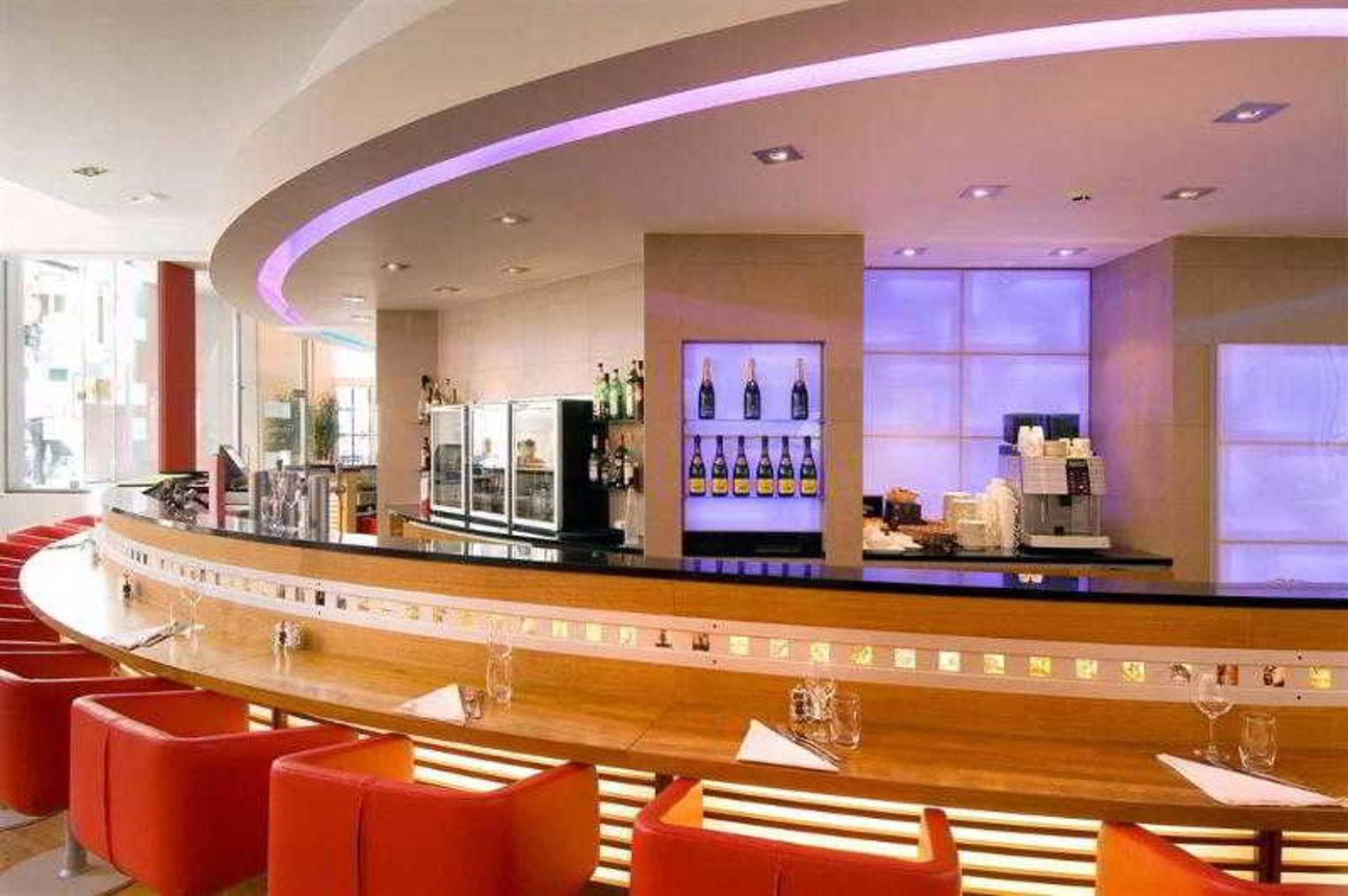 Novotel-Brussels-off-Grand-Place-Bar-24