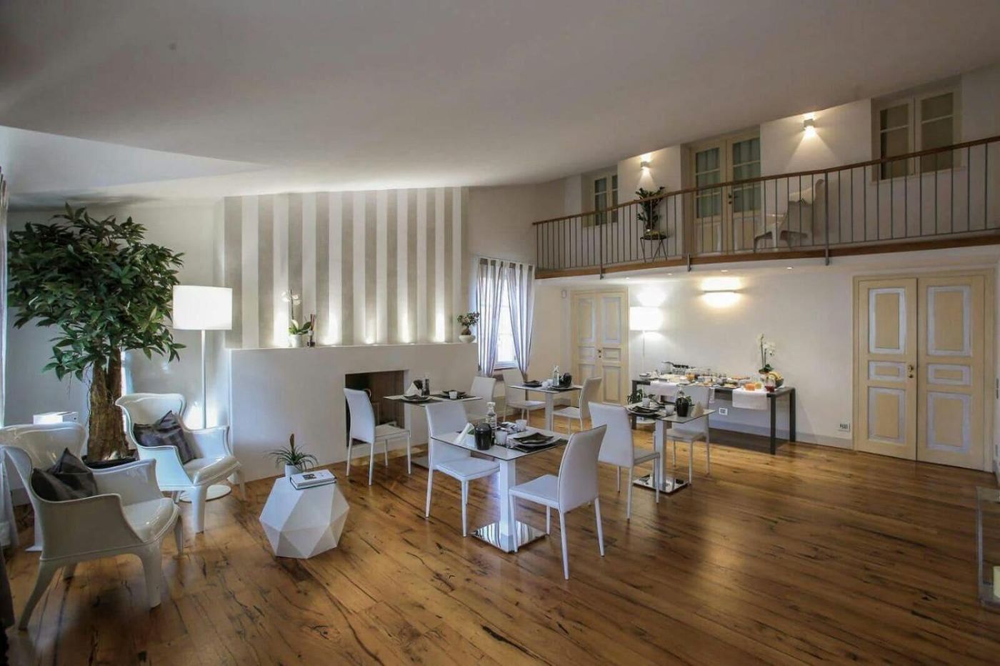 B-B-Le-Logge-Luxury-Rooms-Restaurant-5