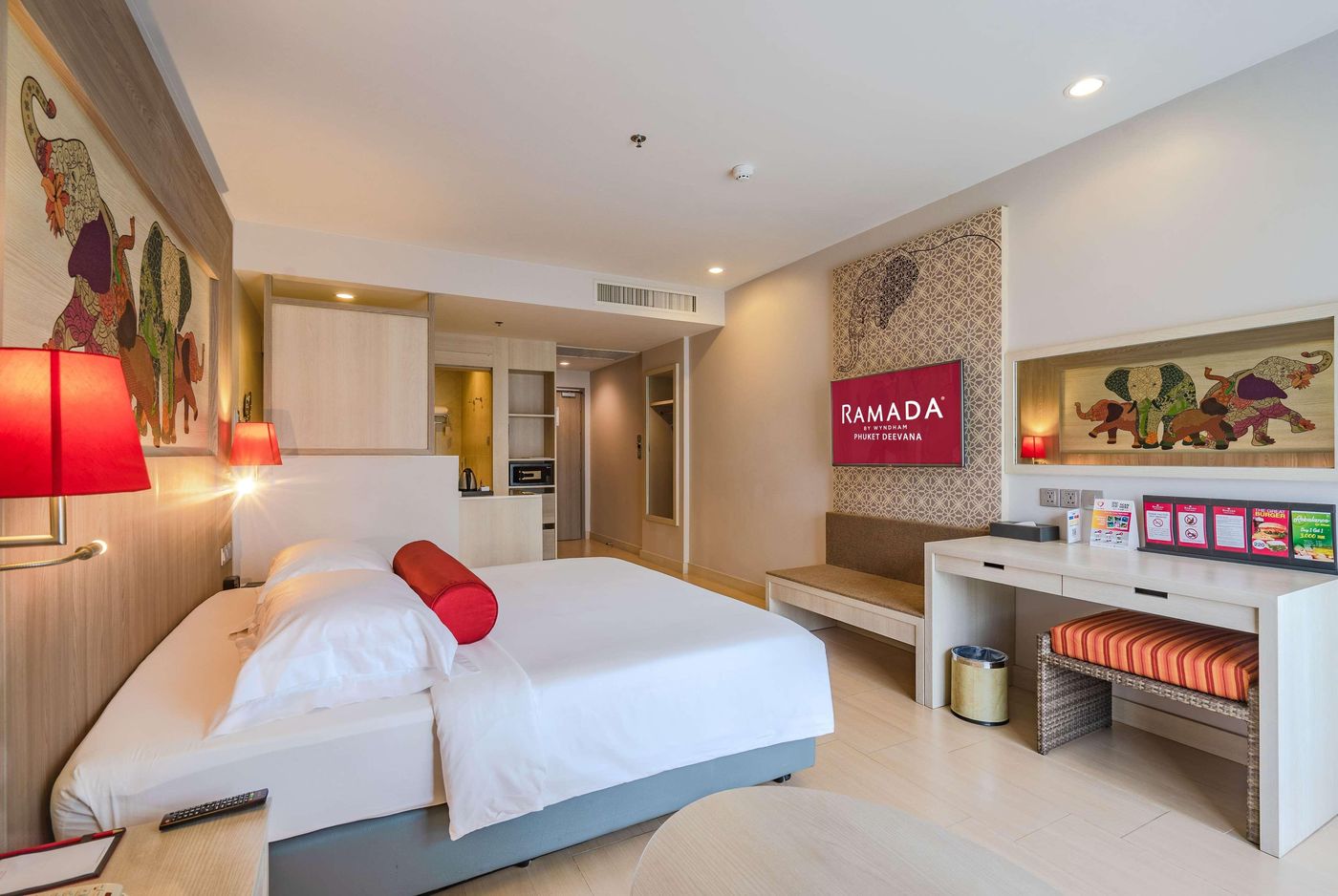 Ramada-By-Wyndham-Phuket-Deevana-Room-35