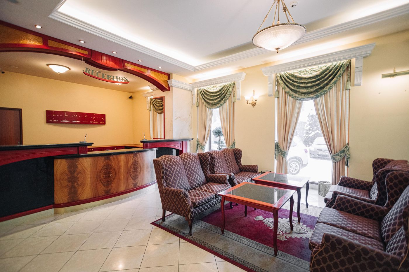 Rixwell-Viru-Square-Hotel-Lobby-11