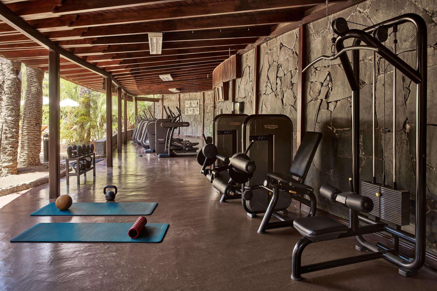 Seaside-Palm-Beach-Sports-and-Entertainment-66