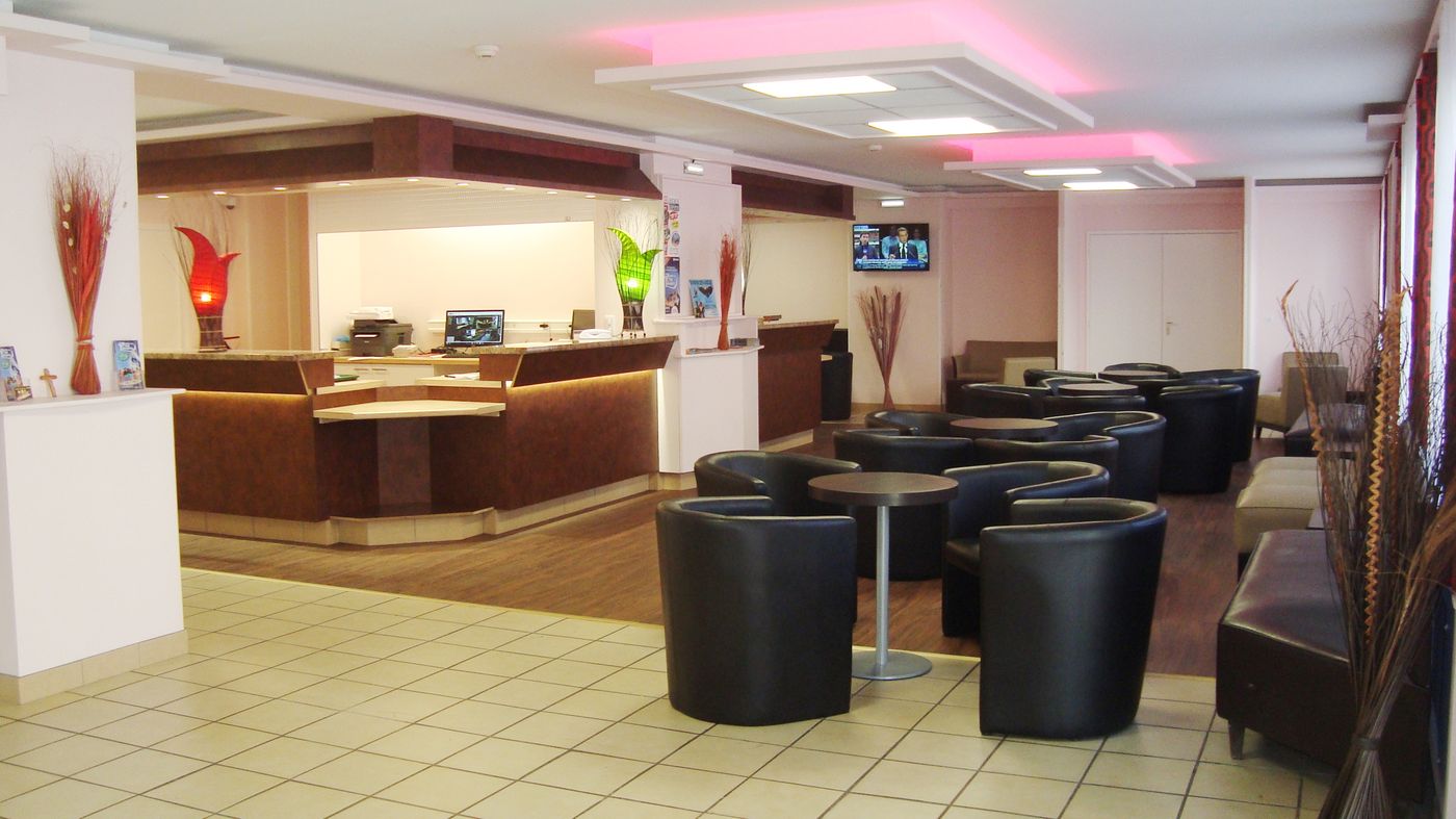 Alliance-France-LOURDES-Lobby-4