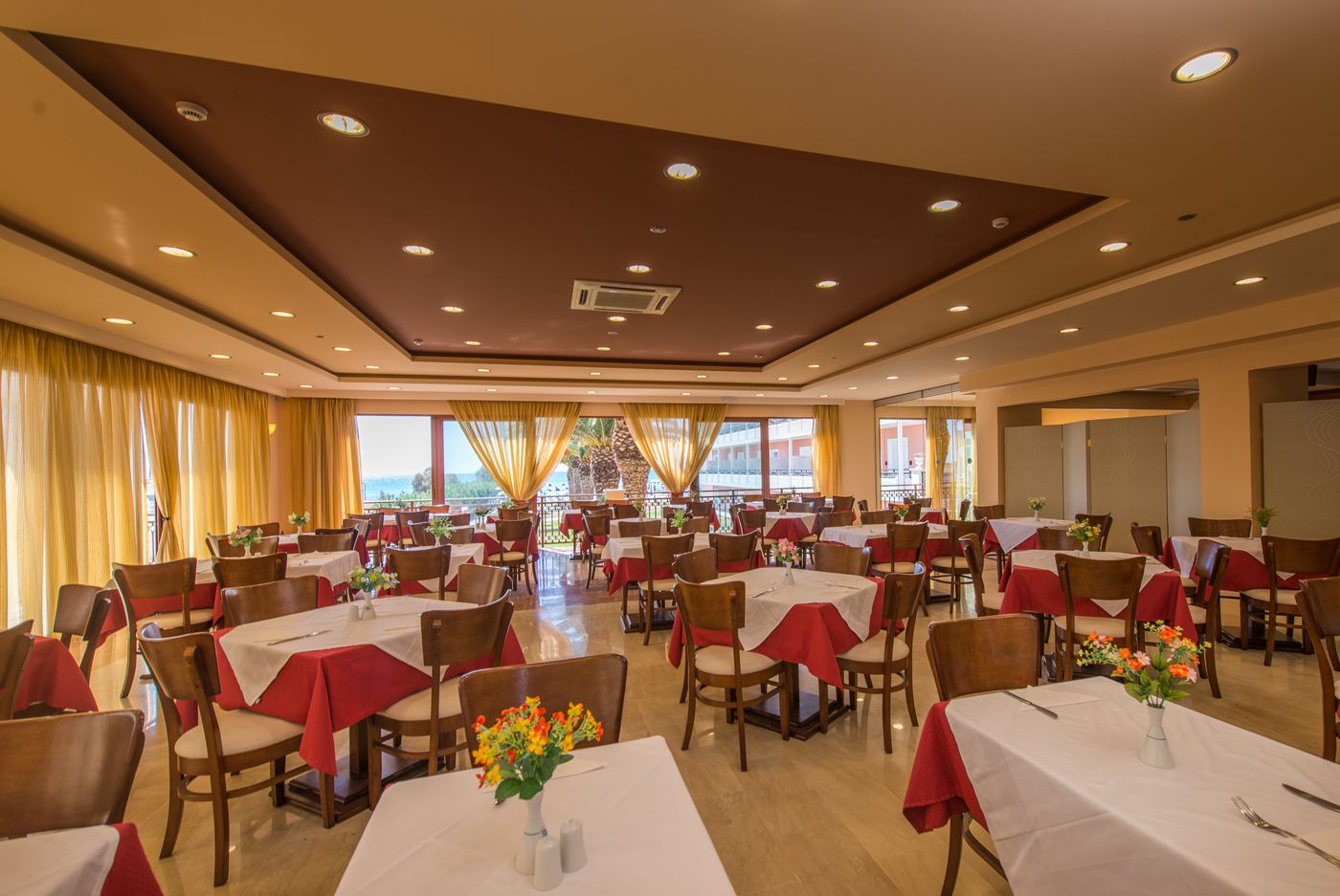 Astir-Beach-Hotel---Zante-Restaurant-15