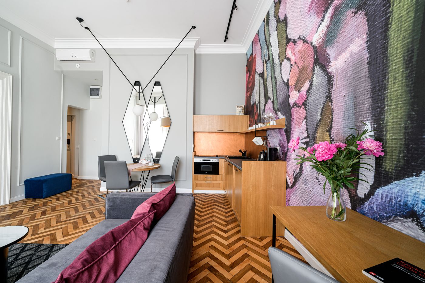 Arts-Apartments-Room-17